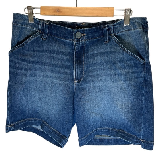 Women's Classic Chino Denim Shorts, Sz 14 - Picture 3 of 6